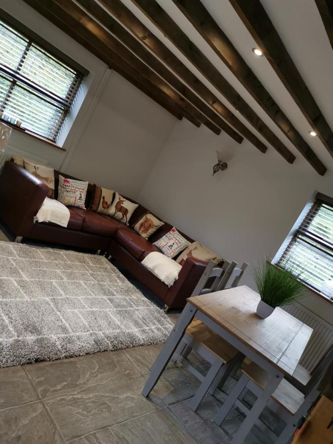 Cwm Farm Cwtch Villa Merthyr Tydfil Buitenkant foto