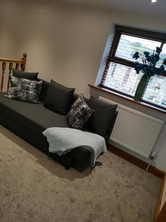 Cwm Farm Cwtch Villa Merthyr Tydfil Buitenkant foto