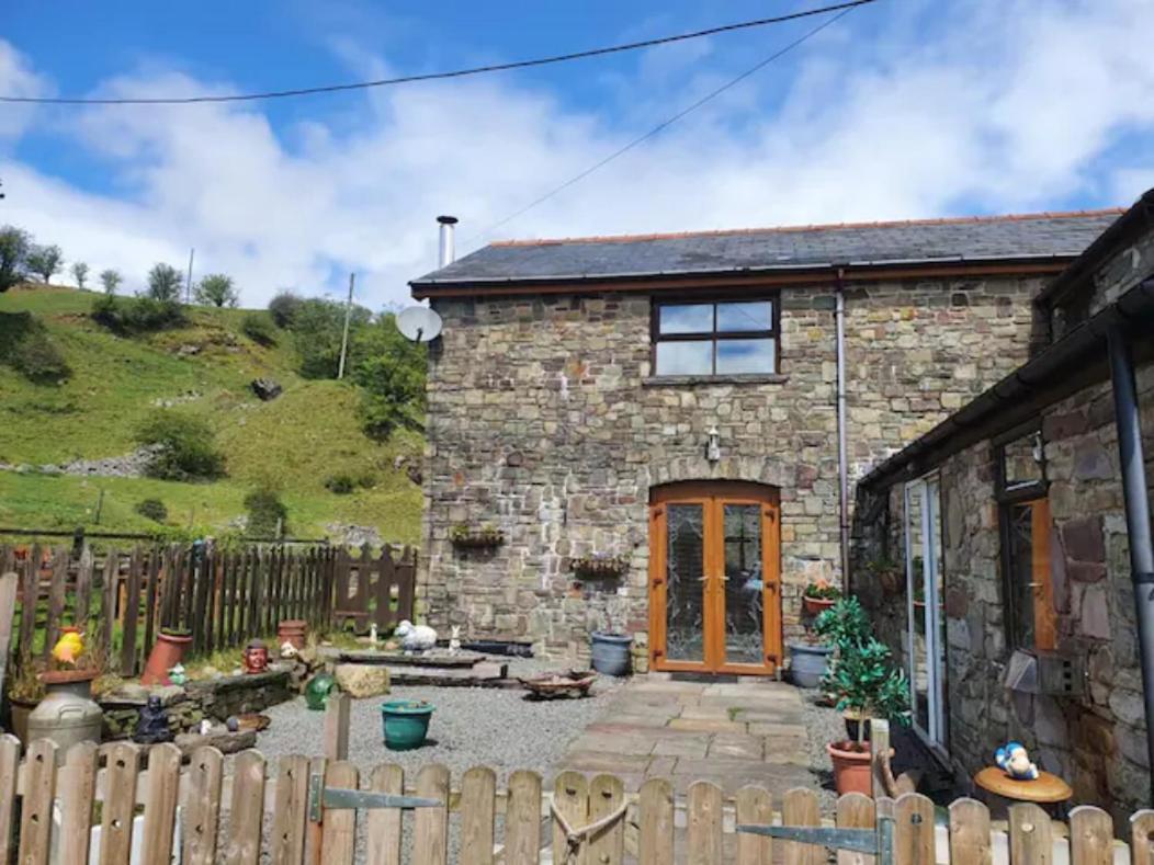 Cwm Farm Cwtch Villa Merthyr Tydfil Buitenkant foto